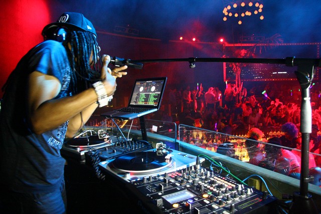 The Night Train at Aura